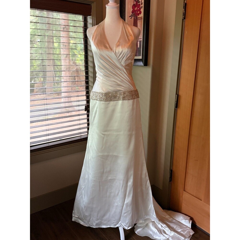 Beautiful Galina Signature for David's Bridal soft silk charmeuse halter wedding